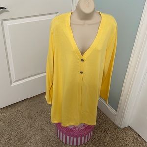 Yellow sweater size extra large